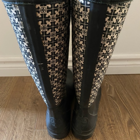 Tory Burch authentic jacquard rain boots size 11 - Picture 2 of 3